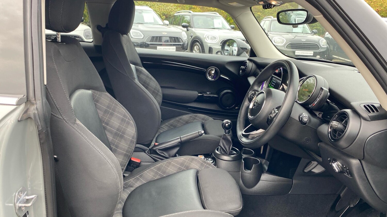 Used MINI Hatch 2018 for sale - 76760253: Photo 11