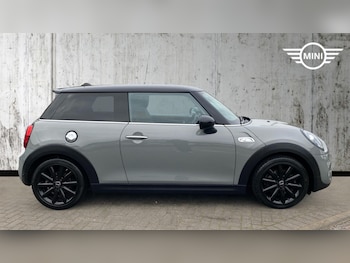 Used MINI Hatch 2018 for sale - 76760253: Photo