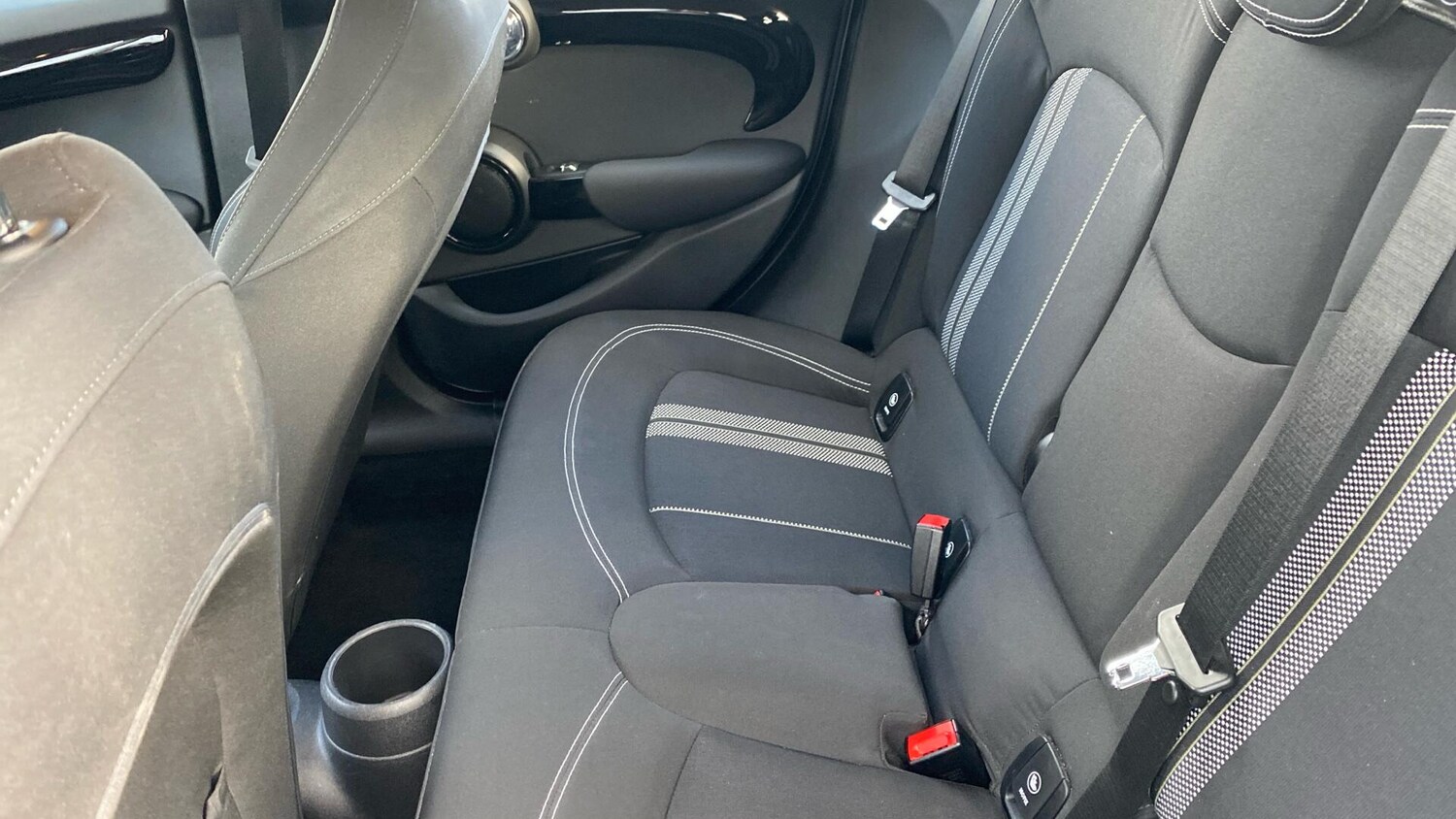 Used MINI Hatch 2020 for sale - 76760158: Photo 12