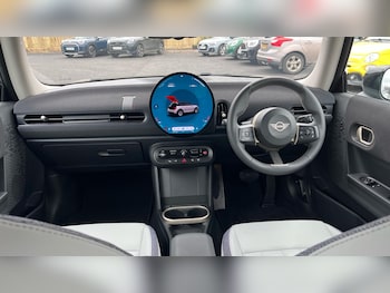 Used MINI Hatch 2024 for sale - 77808811: Photo