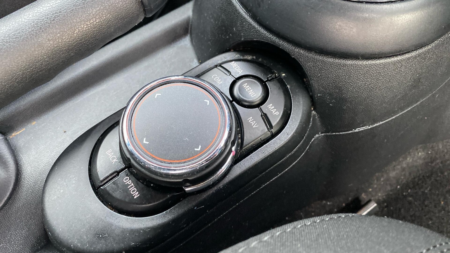 Used MINI Convertible 2018 for sale - 76832256: Photo 19