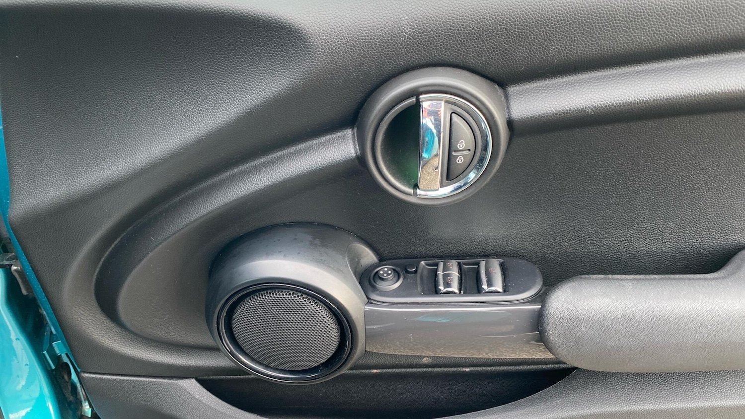 Used MINI Convertible 2018 for sale - 76832256: Photo 20