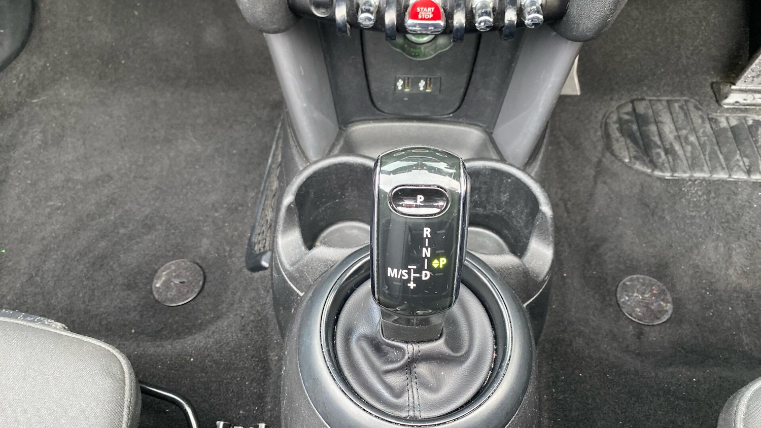 Used MINI Convertible 2018 for sale - 76832256: Photo 29