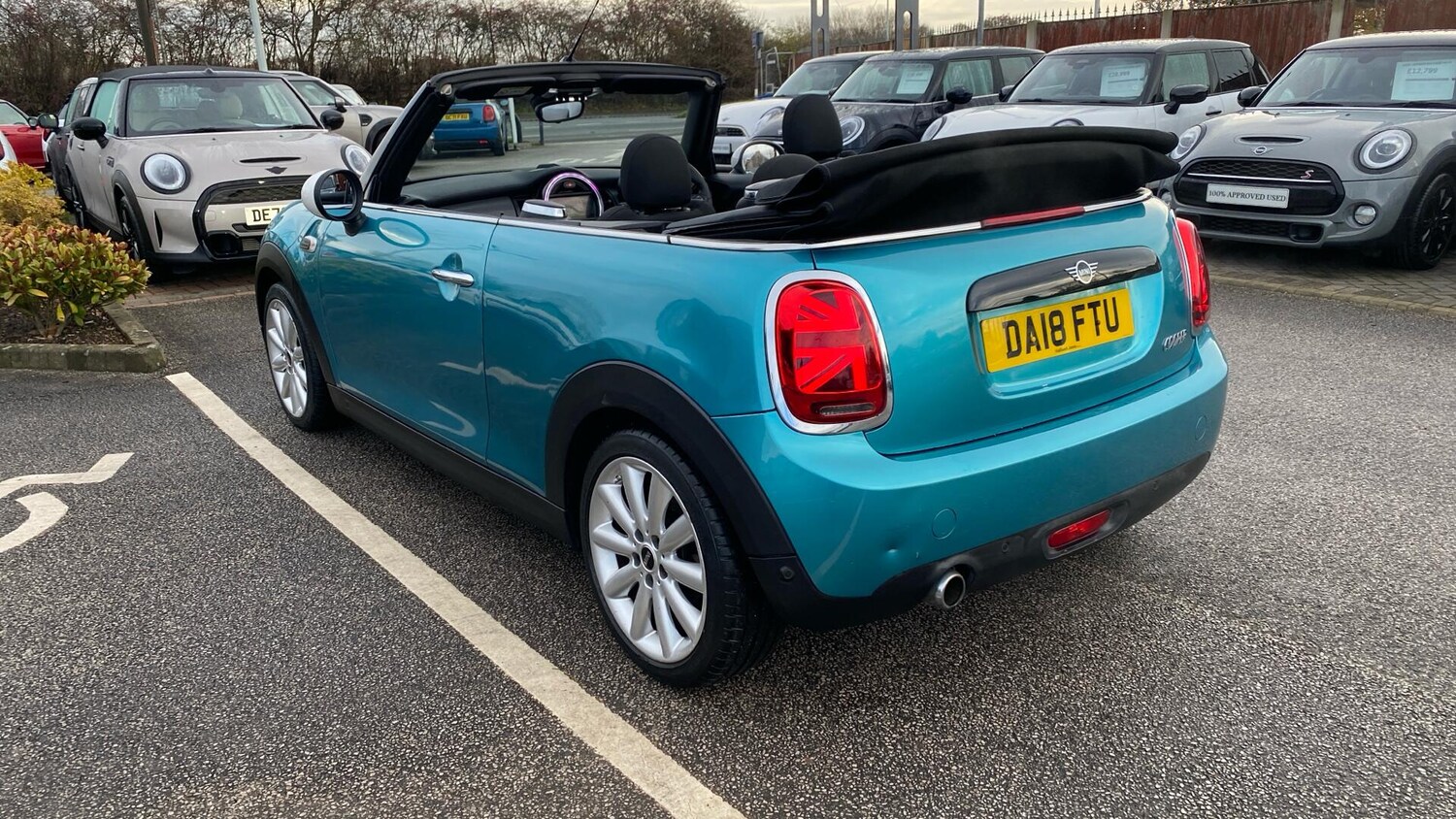 Used MINI Convertible 2018 for sale - 76832256: Photo 46