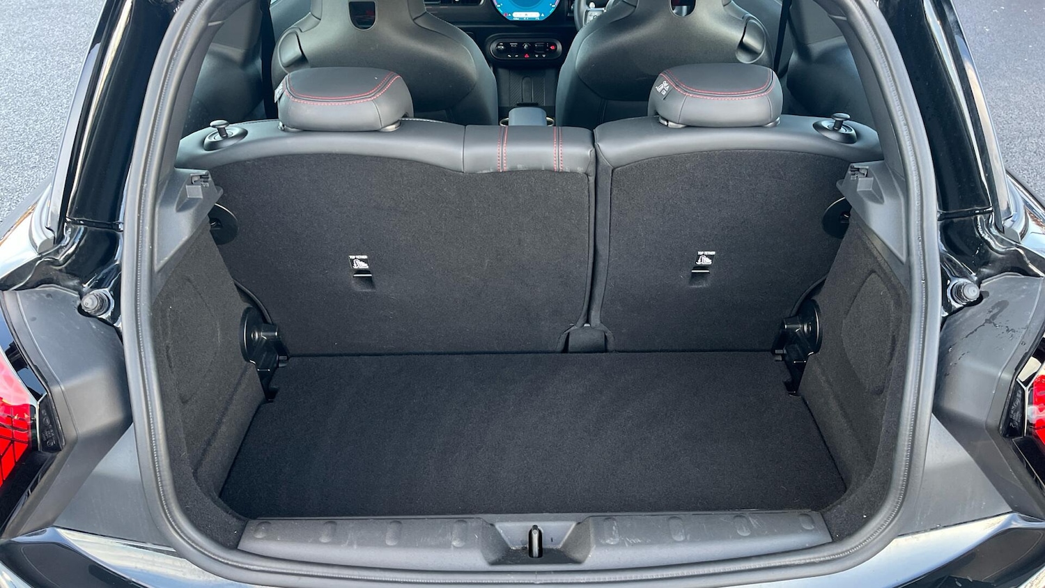 Used MINI Hatch 2025 for sale - 77351684: Photo 13