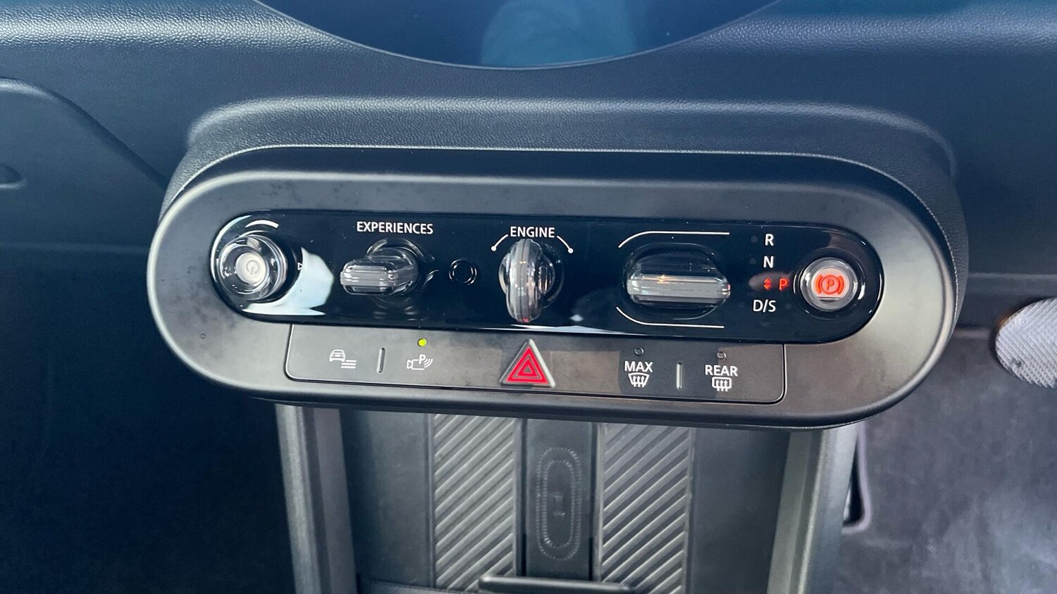 Used MINI Hatch 2025 for sale - 77351684: Photo 31