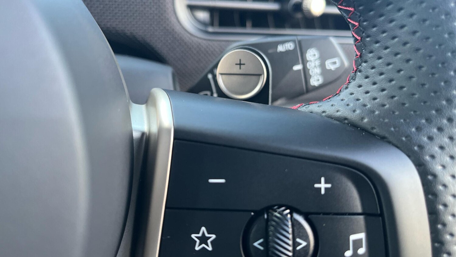 Used MINI Hatch 2025 for sale - 77351684: Photo 37