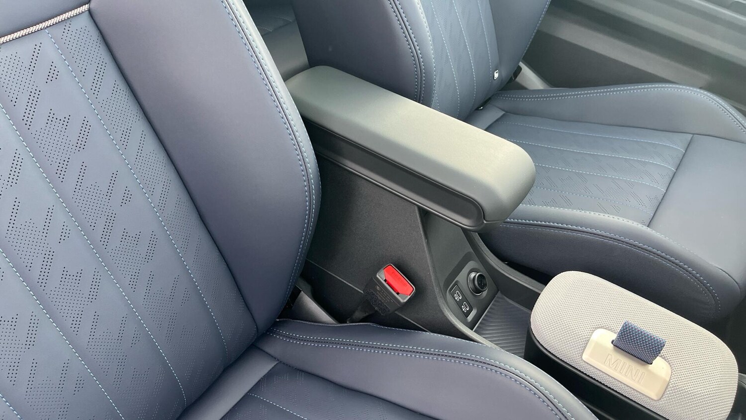 Used MINI Hatch 2025 for sale - 77130965: Photo 45