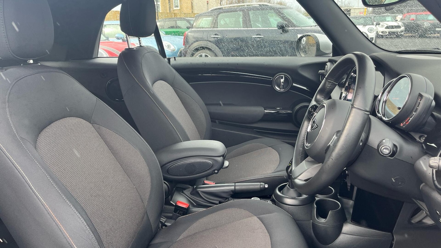 Used MINI Convertible 2022 for sale - 77852748: Photo 11