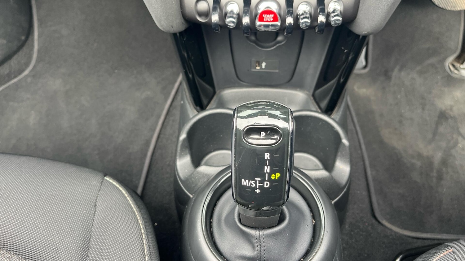 Used MINI Convertible 2022 for sale - 77852748: Photo 32