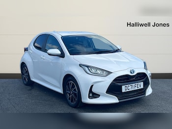 Used Toyota Yaris 2022 for sale - 78100025: Photo