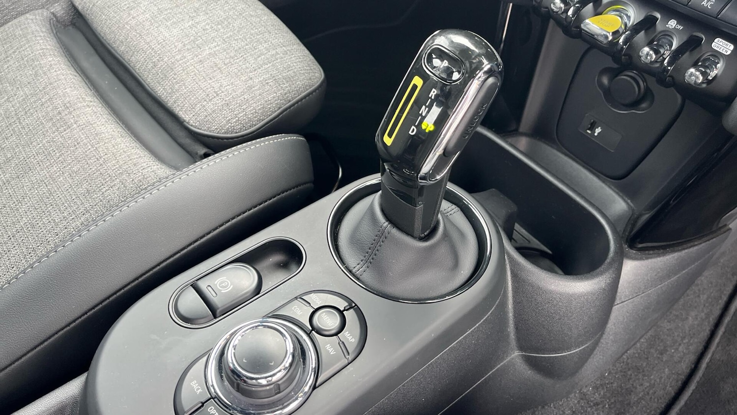 Used MINI Hatch 2022 for sale - 77793594: Photo 10