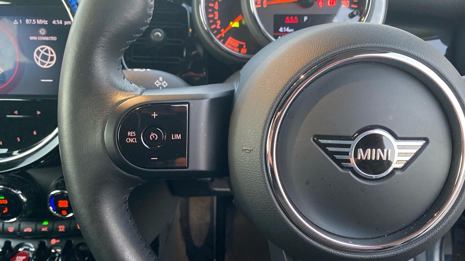 Used MINI Hatch 2022 for sale - 76760068: Photo 17