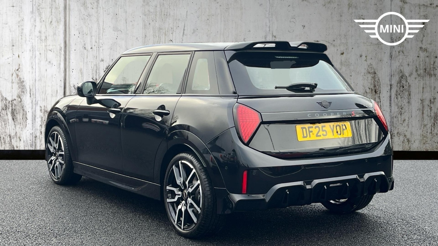 Used MINI Cooper 2025 for sale - 77633923: Photo 2