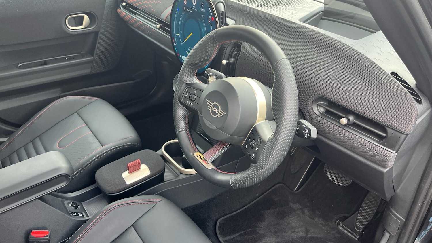 Used MINI Cooper 2025 for sale - 77633923: Photo 6