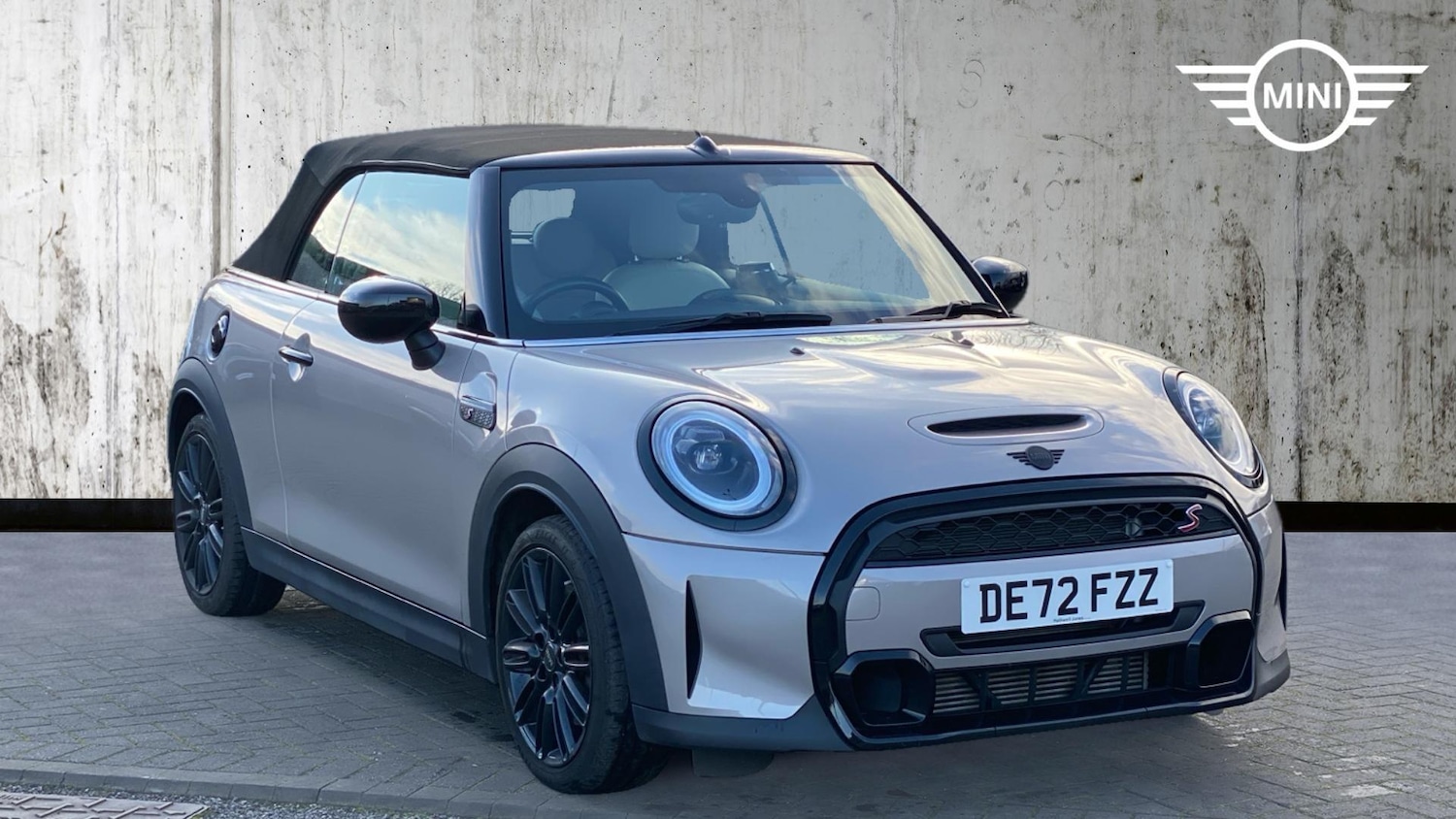 Used MINI Convertible 2022 for sale - 76965242: Photo 1