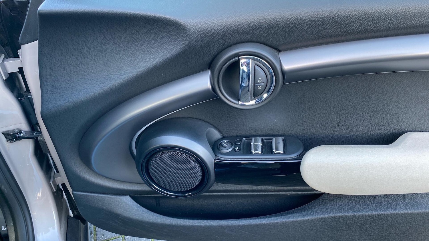 Used MINI Convertible 2022 for sale - 76965242: Photo 20