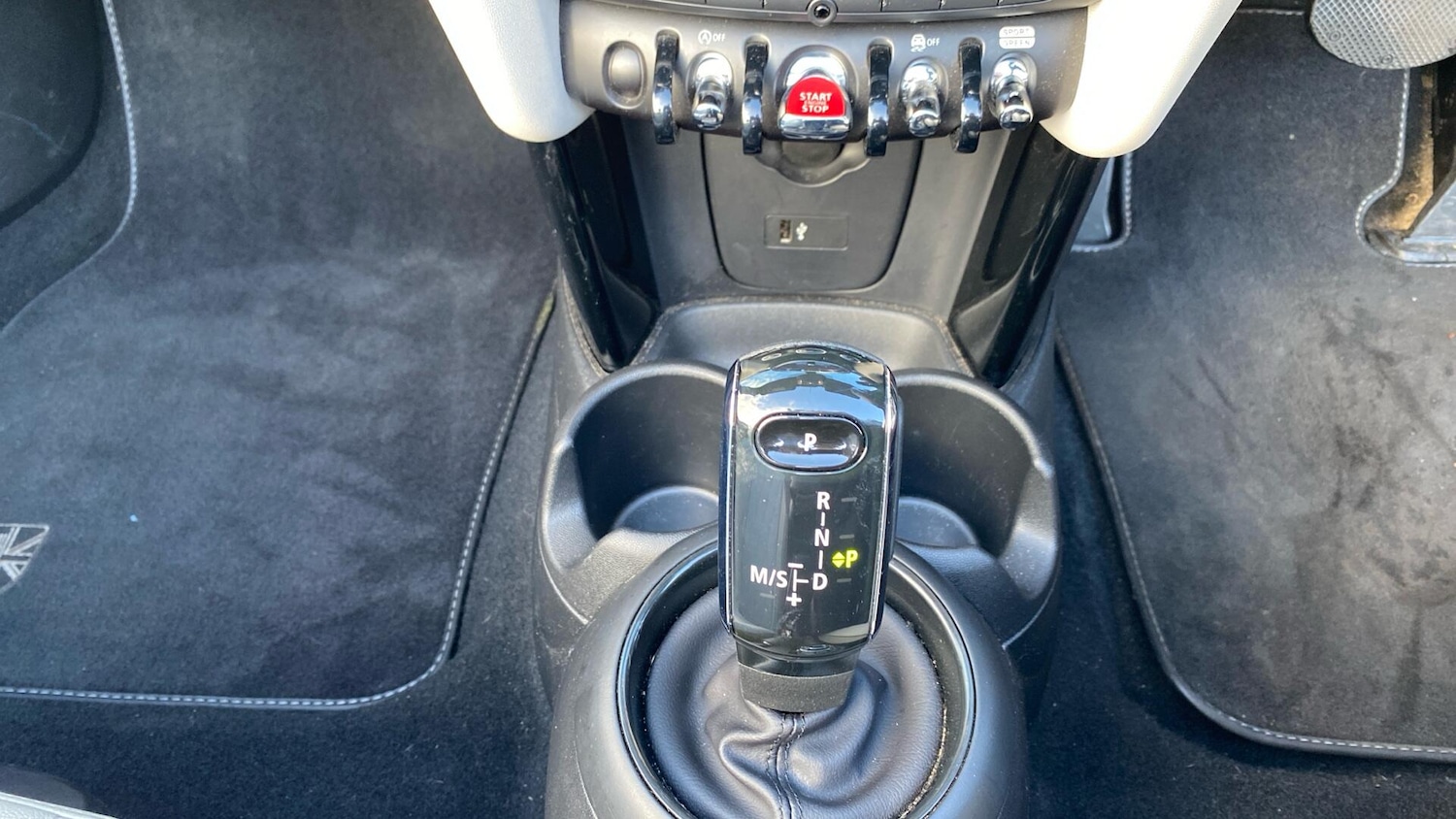 Used MINI Convertible 2022 for sale - 76965242: Photo 32