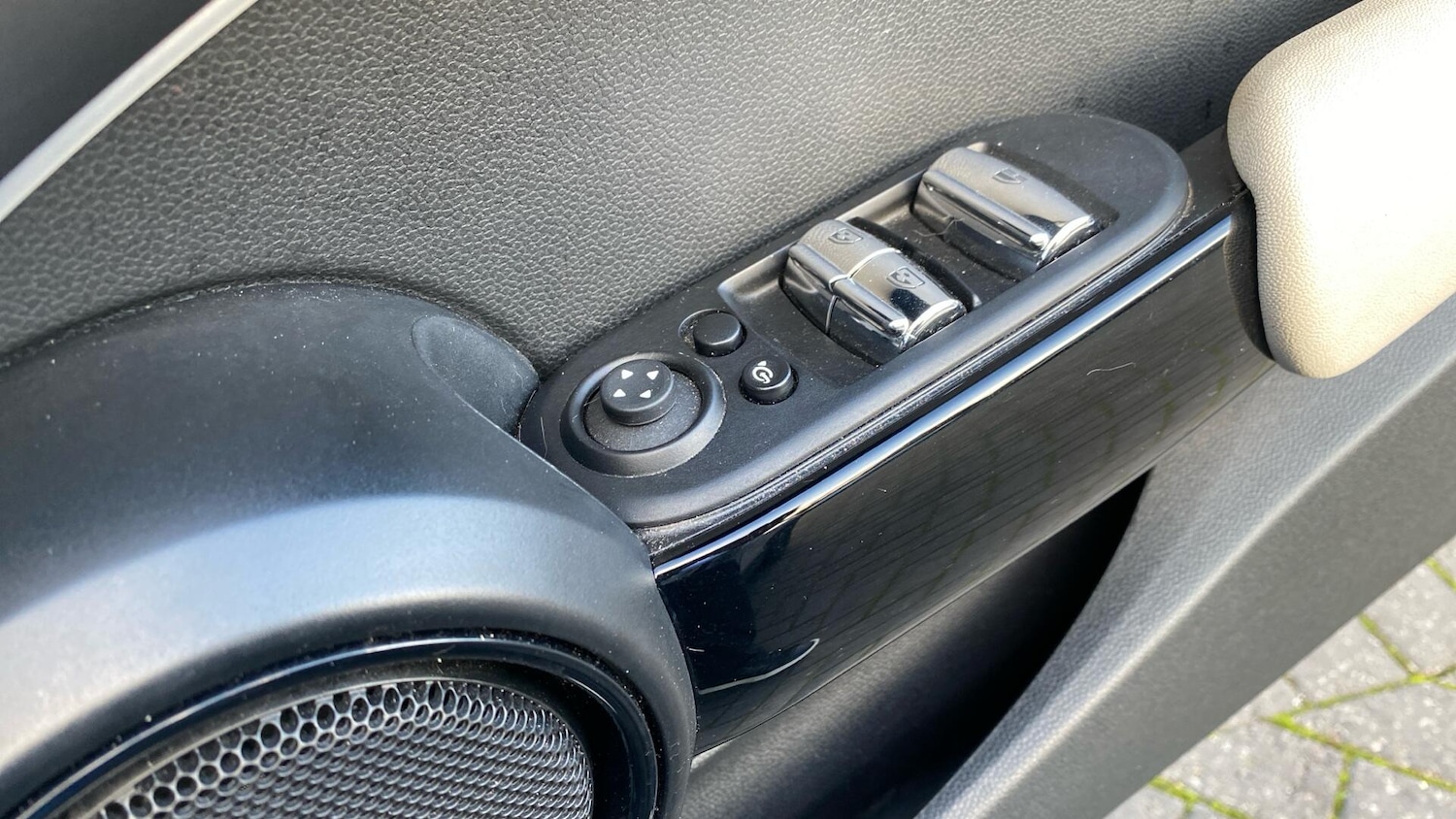 Used MINI Convertible 2022 for sale - 76965242: Photo 35