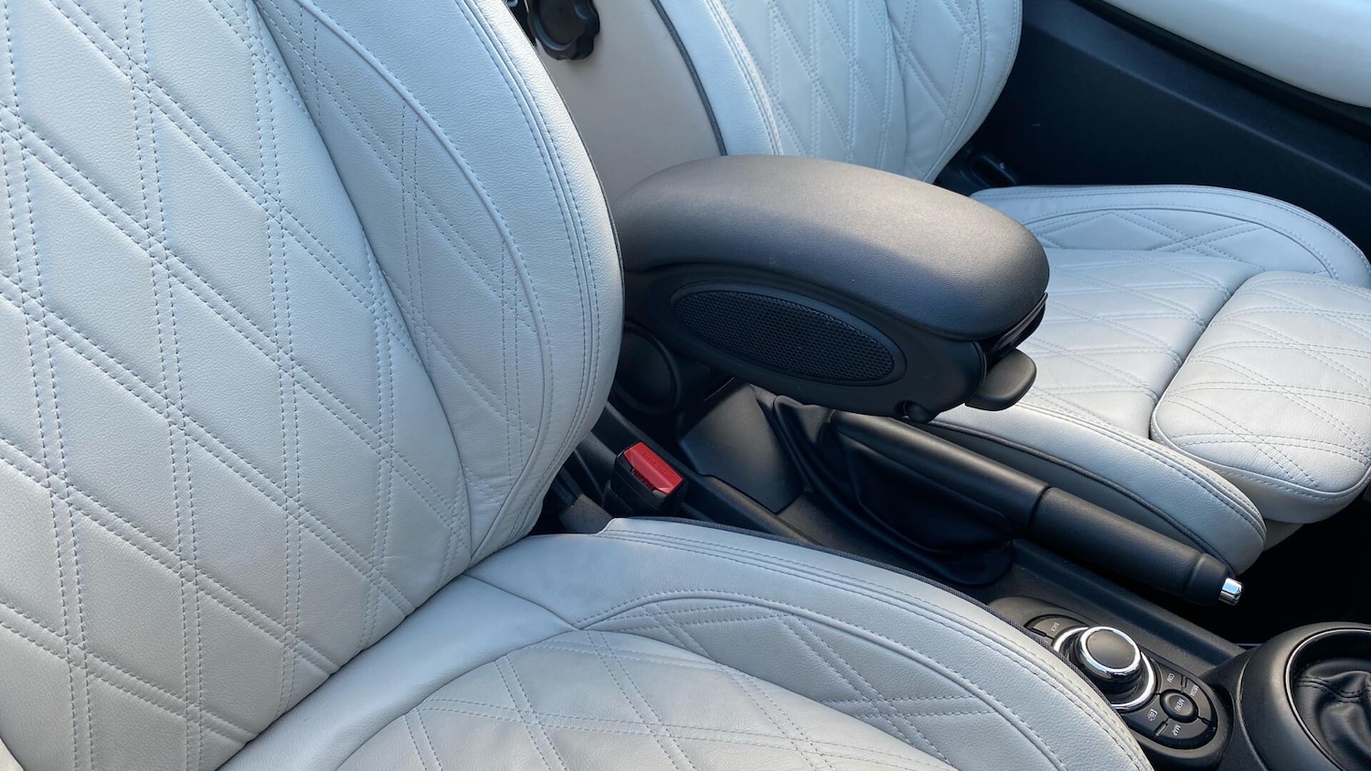 Used MINI Convertible 2022 for sale - 76965242: Photo 49