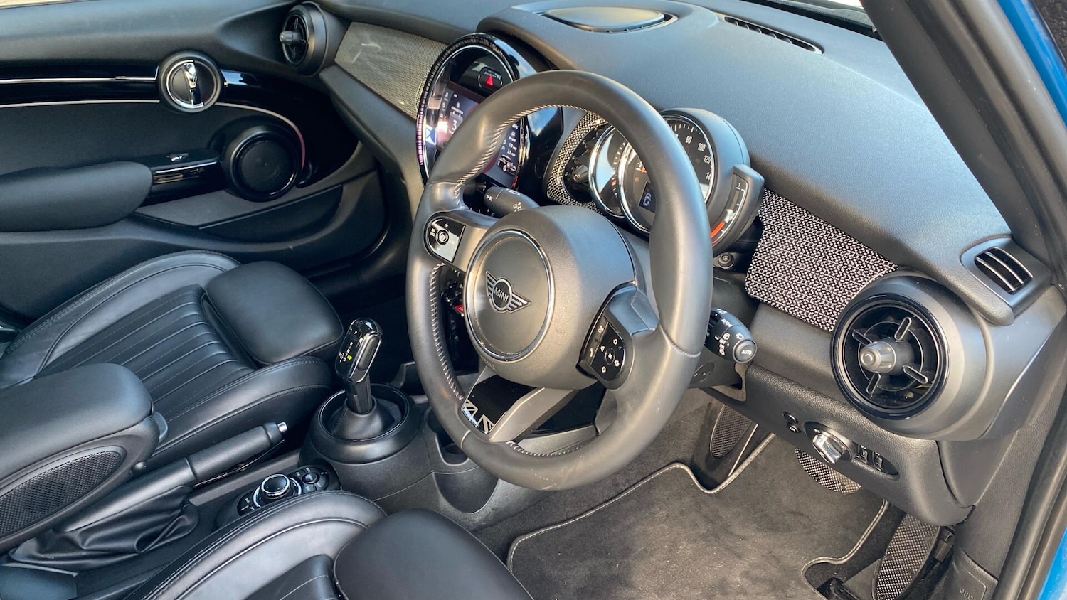 Used MINI Hatch 2023 for sale - 76802229: Photo 6