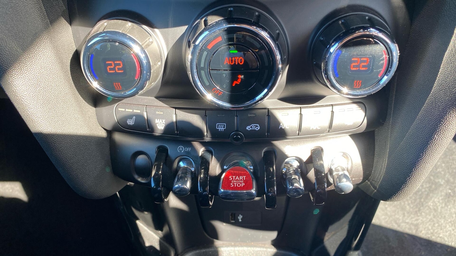 Used MINI Hatch 2023 for sale - 76760070: Photo 29