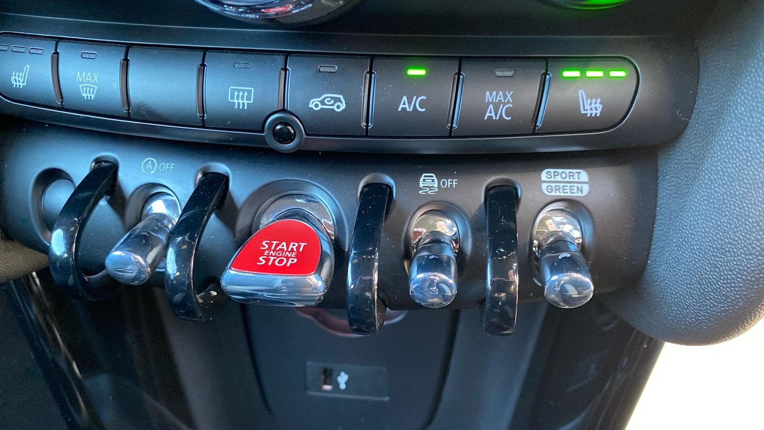 Used MINI Hatch 2023 for sale - 76760070: Photo 30