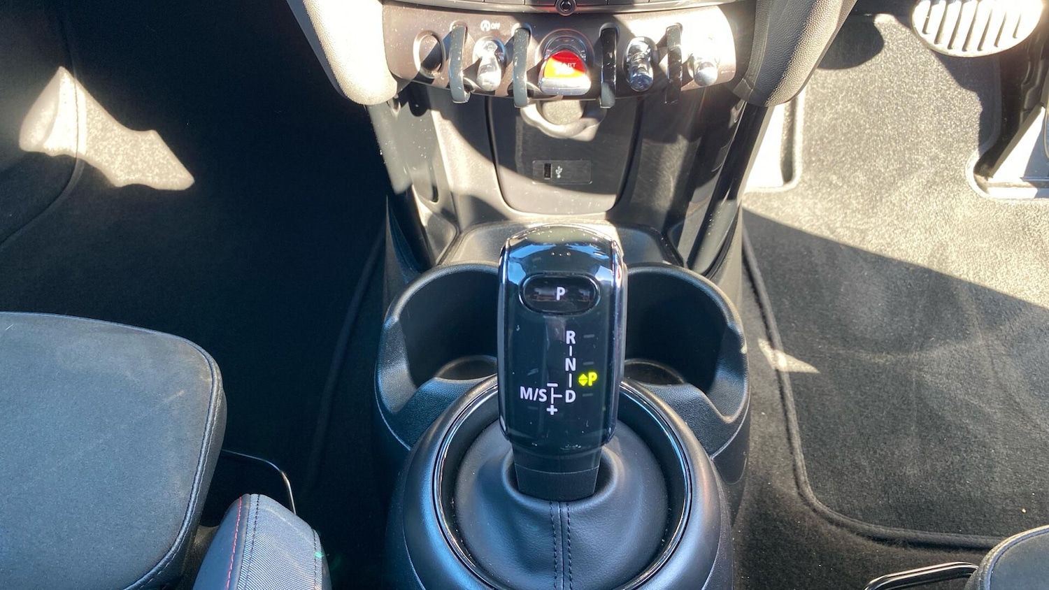 Used MINI Hatch 2023 for sale - 76760070: Photo 32