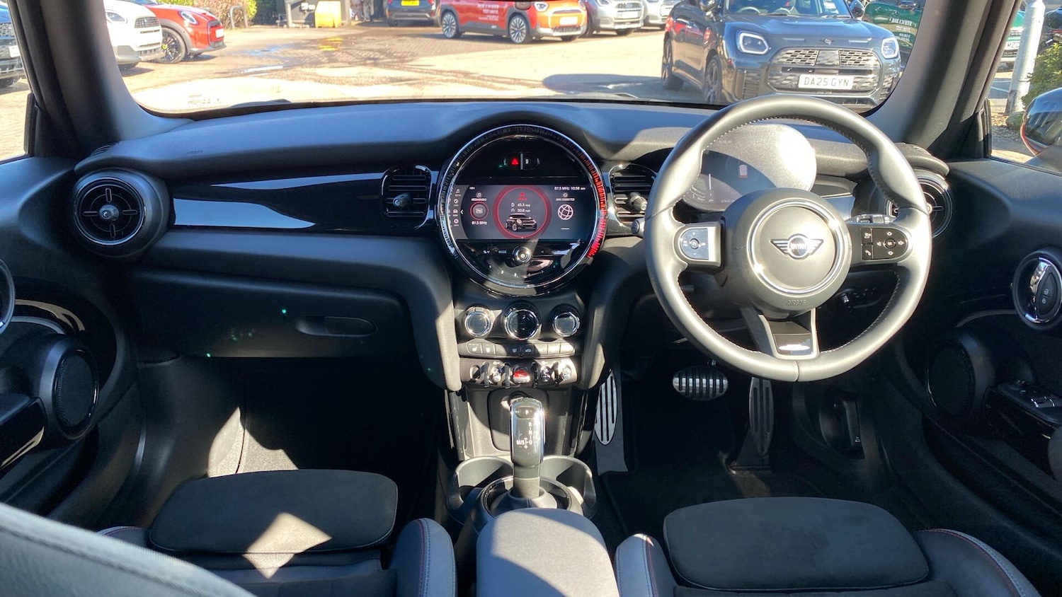 Used MINI Hatch 2023 for sale - 76760070: Photo 4