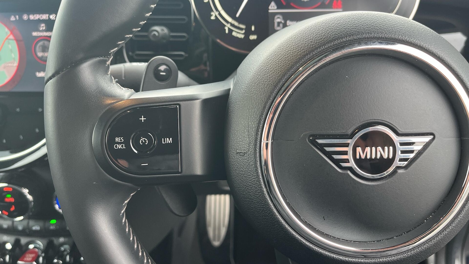 Used MINI Hatch 2021 for sale - 77982235: Photo 17