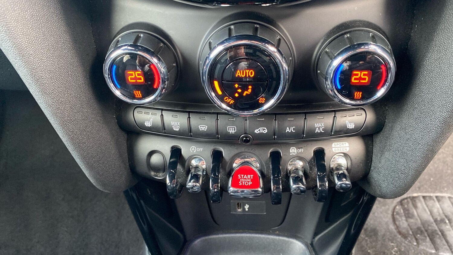 Used MINI Hatch 2022 for sale - 76760137: Photo 29