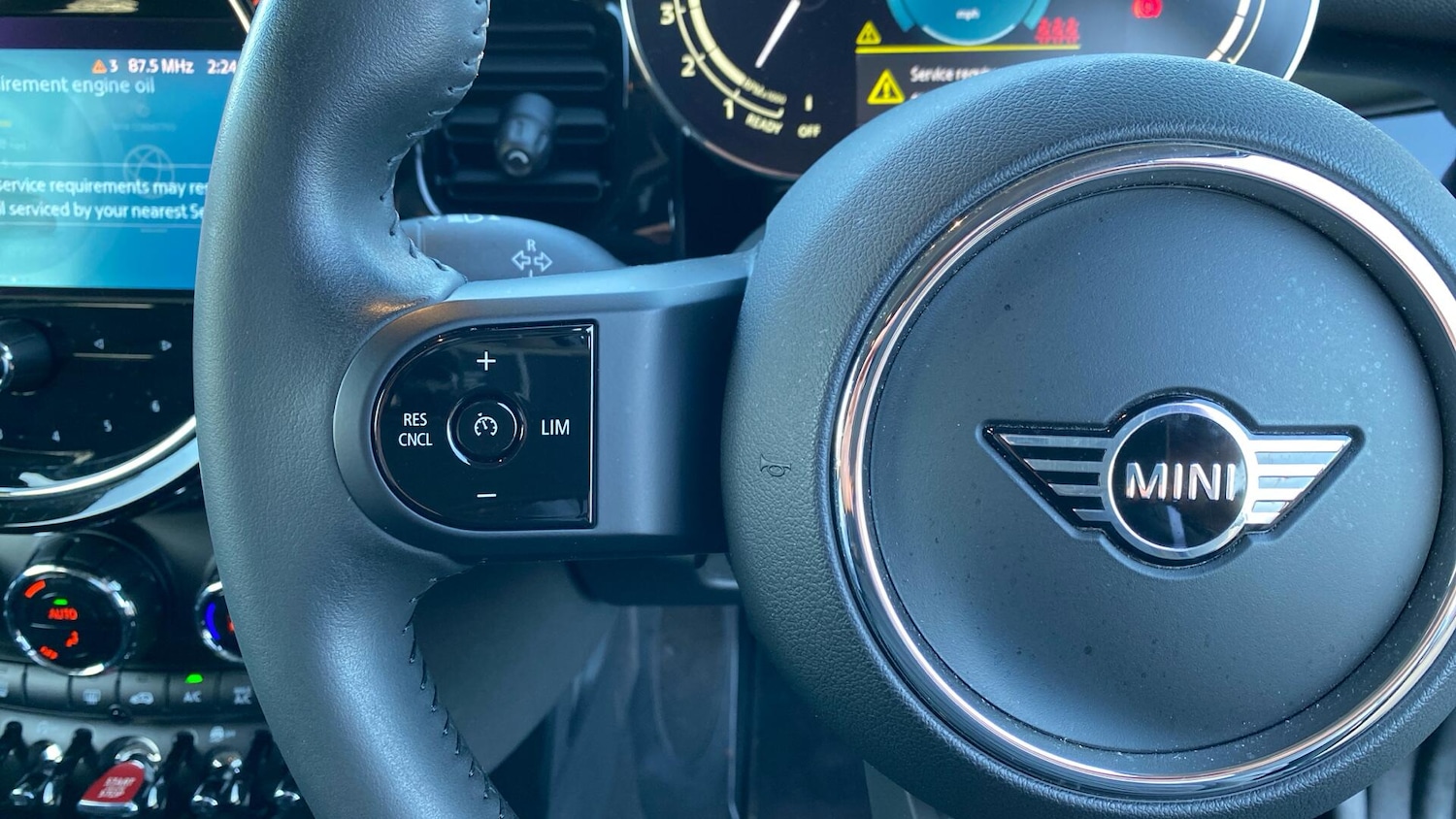 Used MINI Hatch 2023 for sale - 76760170: Photo 17
