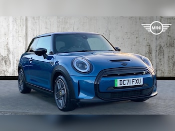 2021 (71) - 135kW Cooper S Collection Edition 33kWh 3dr Auto