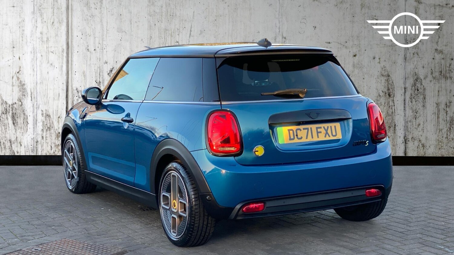 Used MINI Hatch 2021 for sale - 76801720: Photo 2