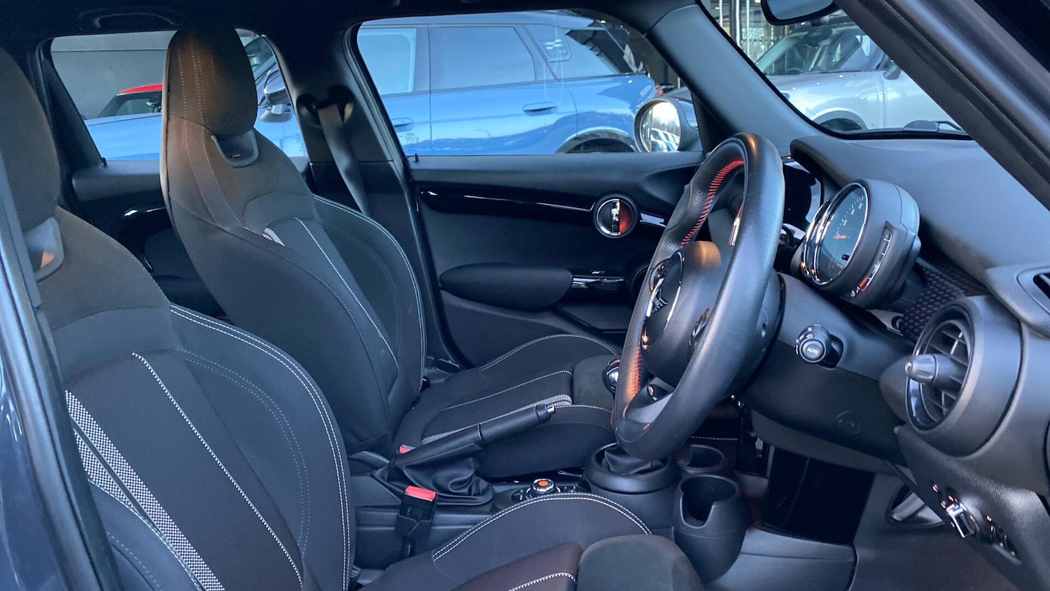 Used MINI Hatch 2019 for sale - 76824190: Photo 11