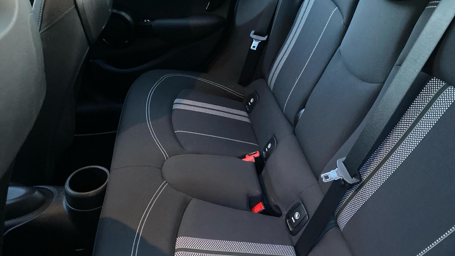 Used MINI Hatch 2019 for sale - 76824190: Photo 12