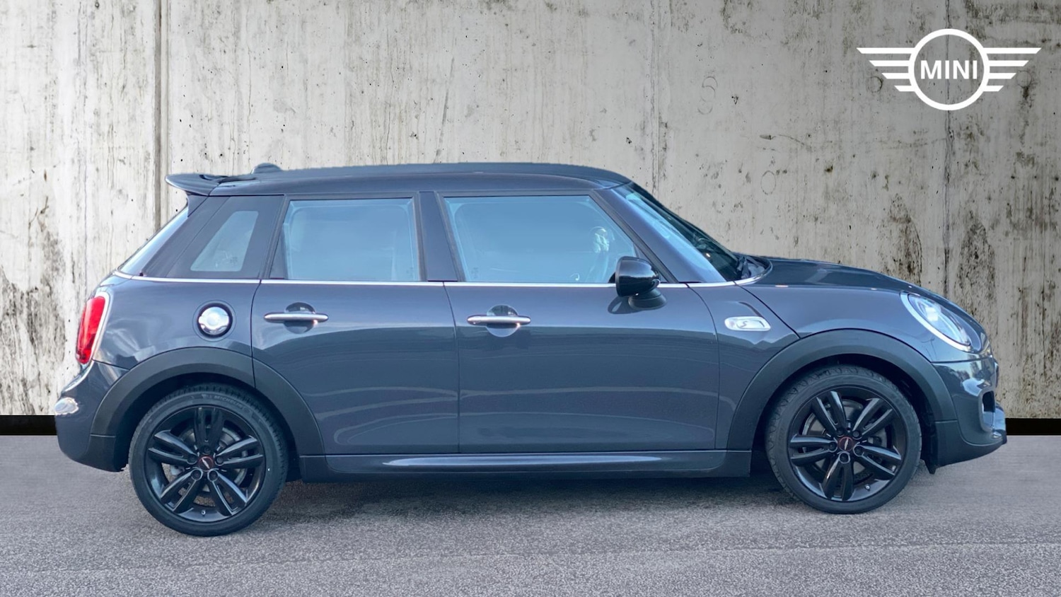 Used MINI Hatch 2019 for sale - 76824190: Photo 3