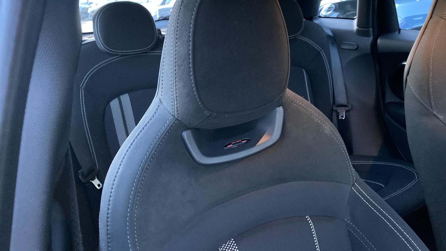 Used MINI Hatch 2019 for sale - 76824190: Photo 48