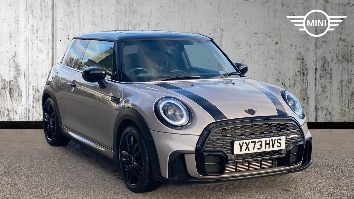 Used MINI Hatch 2023 for sale - 76760215: Photo 1