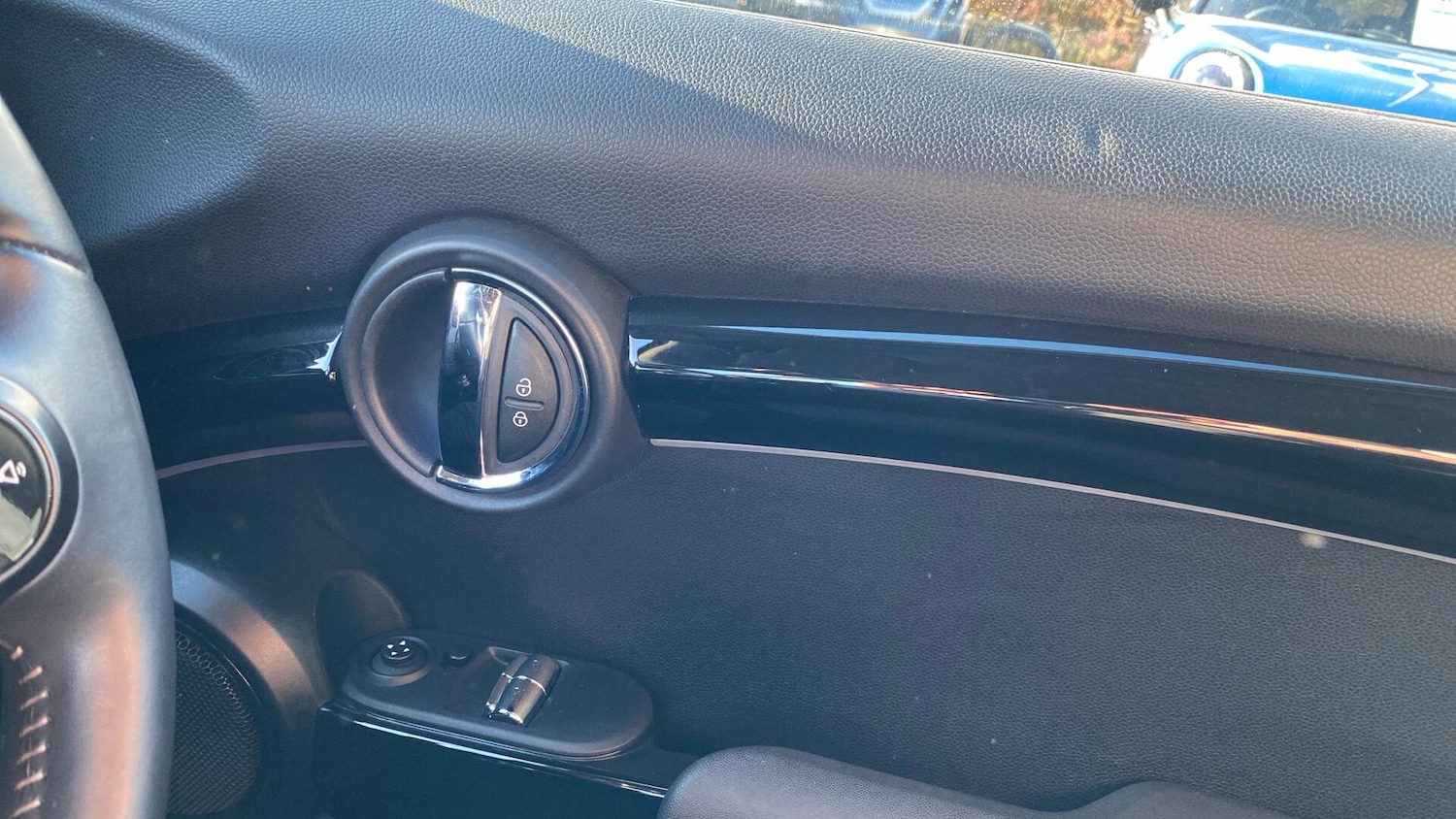 Used MINI Hatch 2021 for sale - 76801878: Photo 20