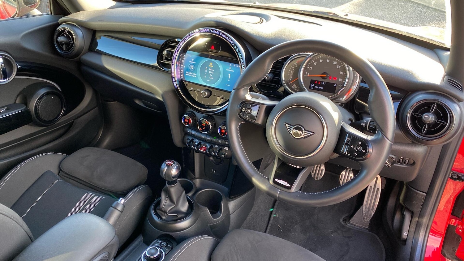 Used MINI Hatch 2021 for sale - 76801878: Photo 4