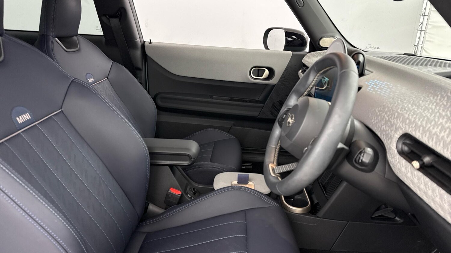 Used MINI Cooper 2025 for sale - 78156764: Photo 11