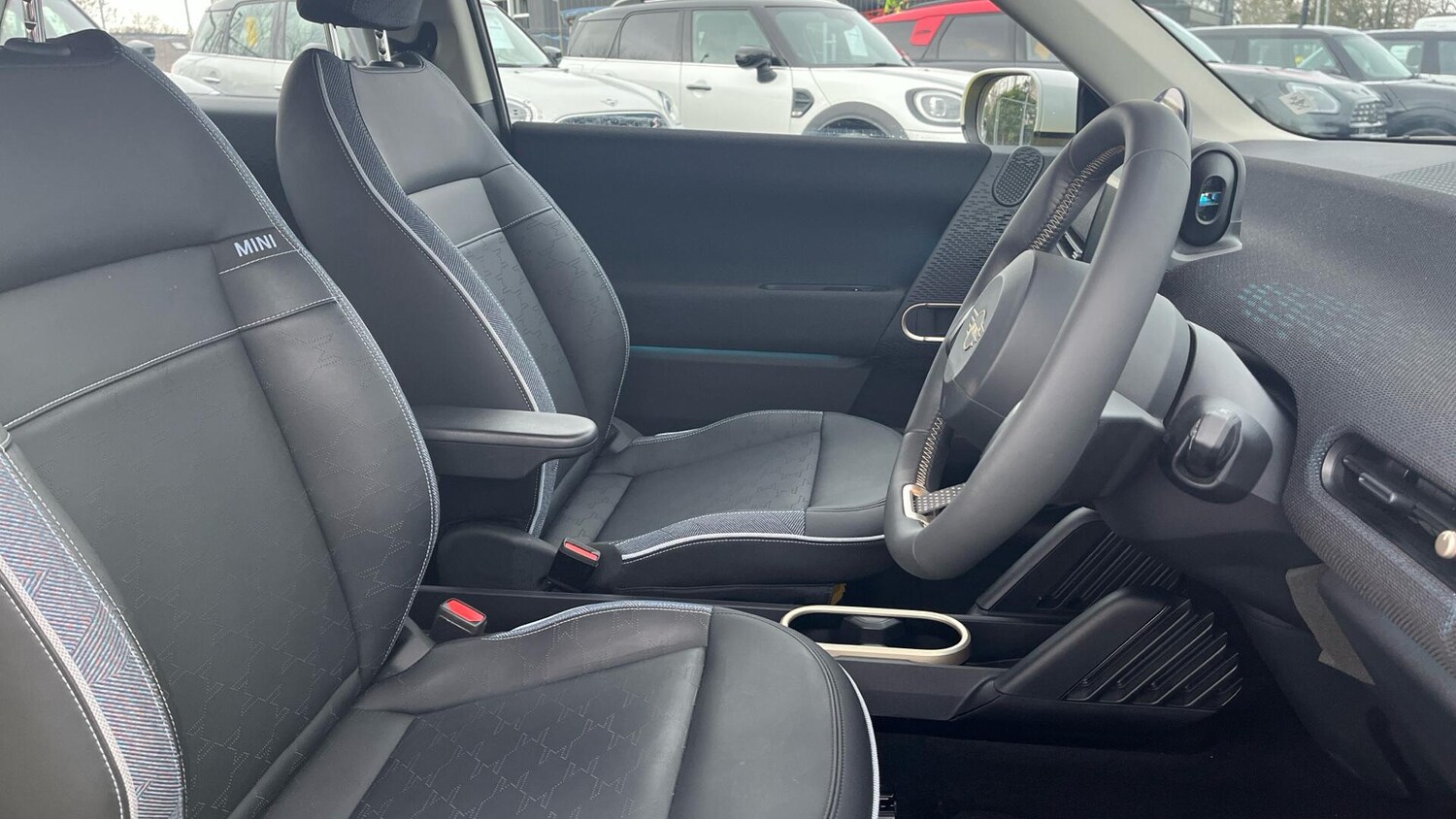 Used MINI Hatch 2024 for sale - 77671828: Photo 11