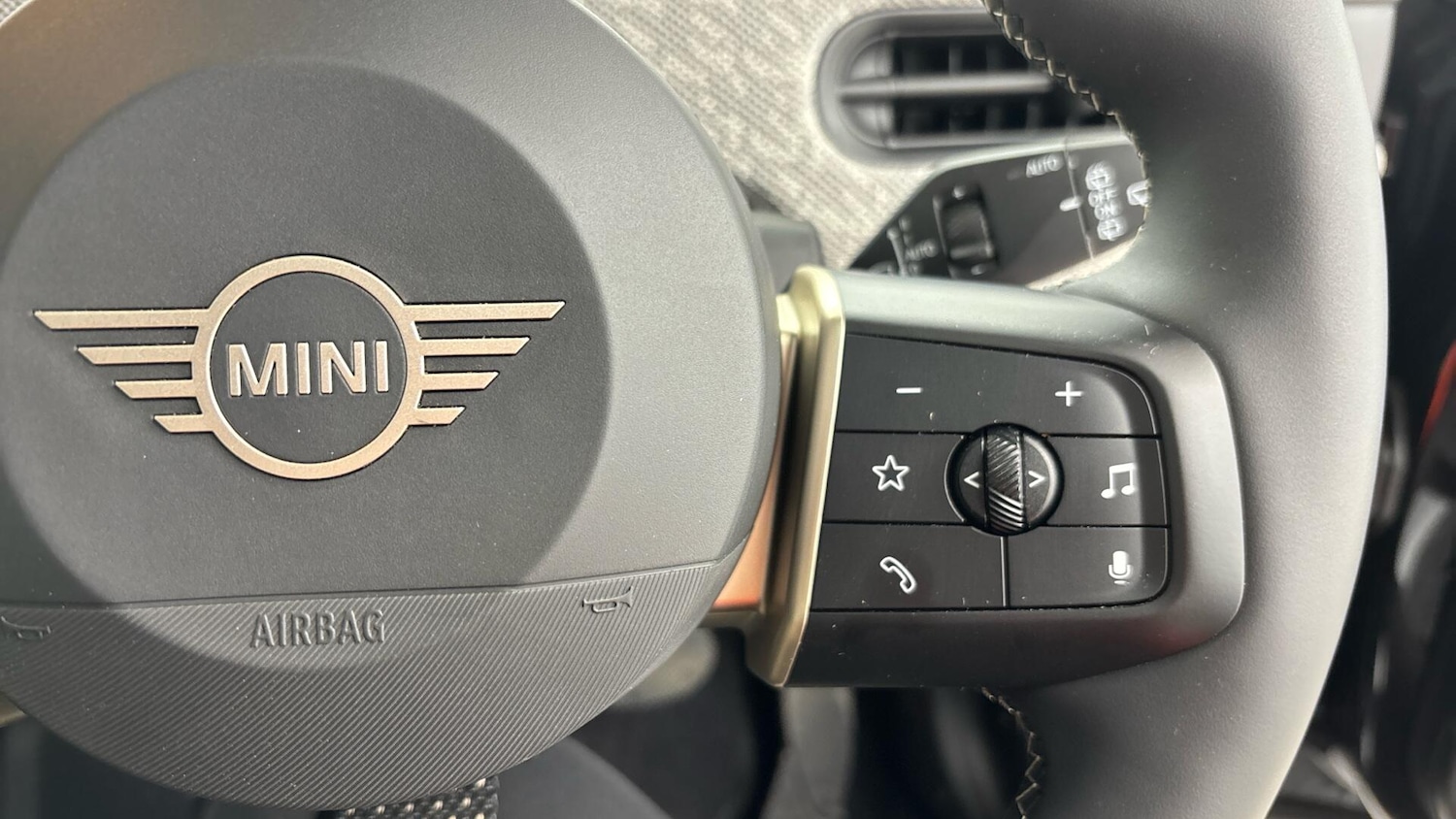 Used MINI Cooper 2025 for sale - 76760035: Photo 18