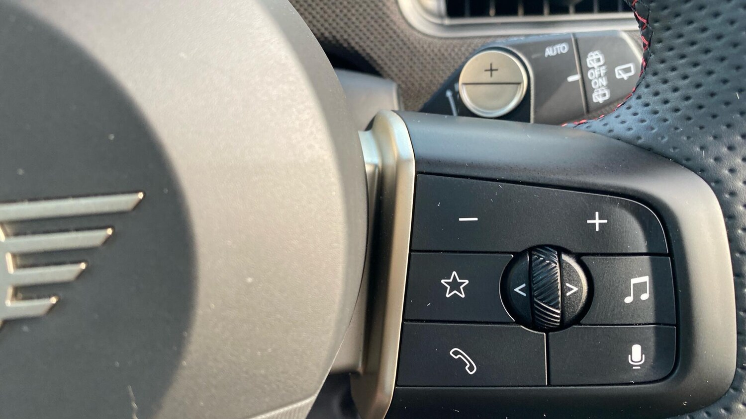 Used MINI Cooper 2024 for sale - 76760058: Photo 37