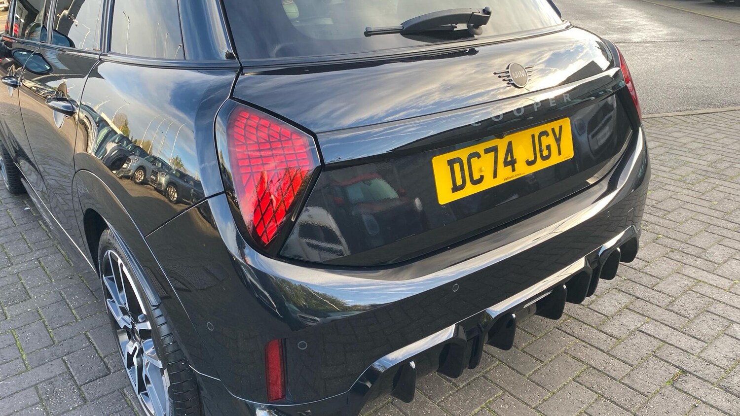 Used MINI Cooper 2024 for sale - 76760058: Photo 44