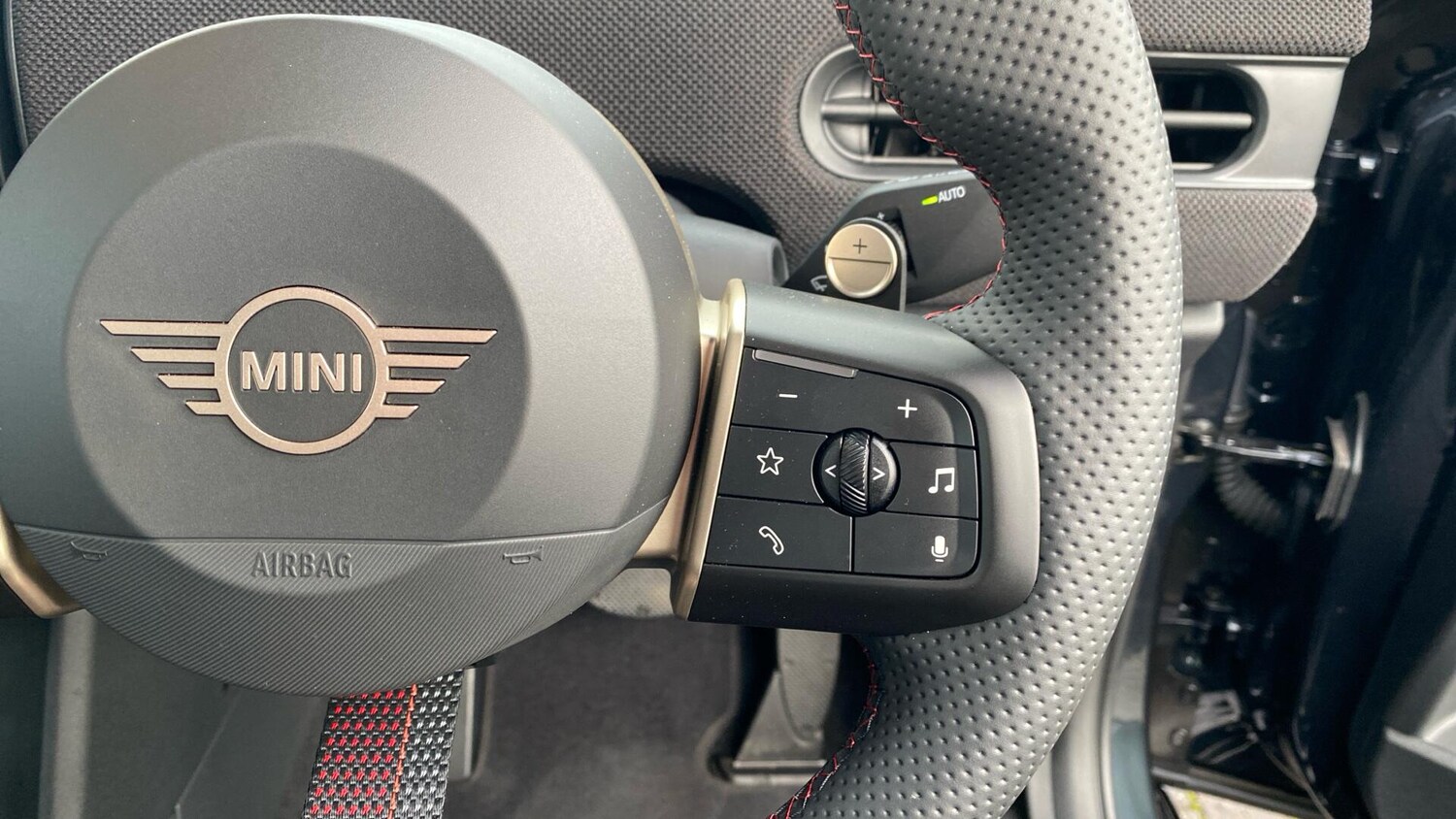 Used MINI Cooper 2025 for sale - 76760283: Photo 18