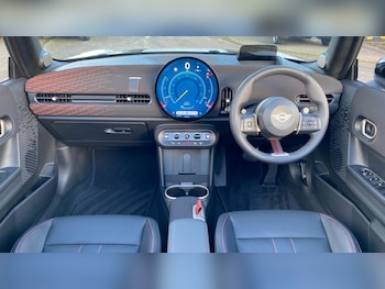 Used MINI Cooper 2025 for sale - 76801391: Photo