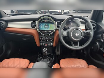 Used MINI Hatch 2023 for sale - 77753801: Photo