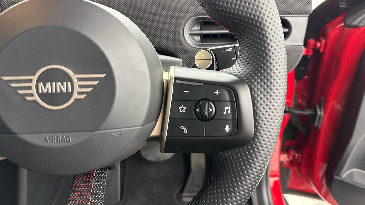 Used MINI Cooper 2024 for sale - 78156586: Photo 18